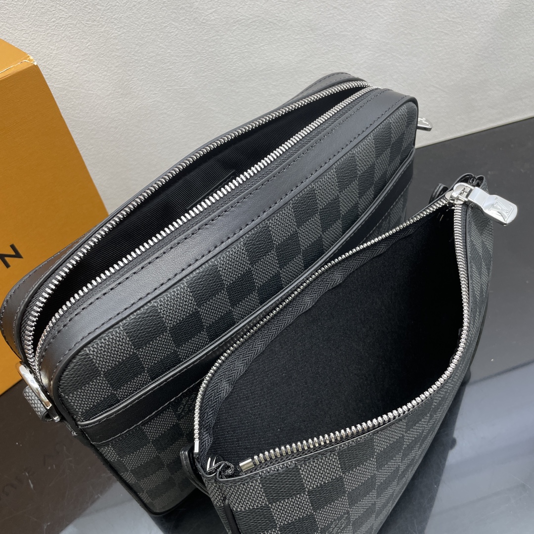 Louis Vuitton Satchel Bags